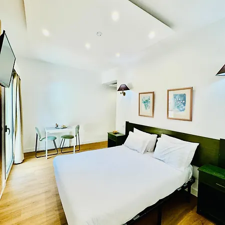 Vale Mar Guest בית הארחה
