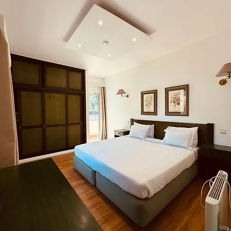 Vale Mar Guest