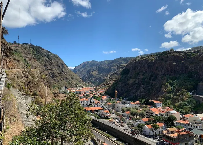 Гостевой дом Vale Mar Guest 3*