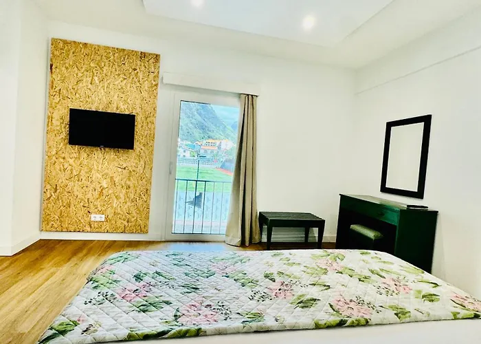 Vale Mar Guest Гостевой дом